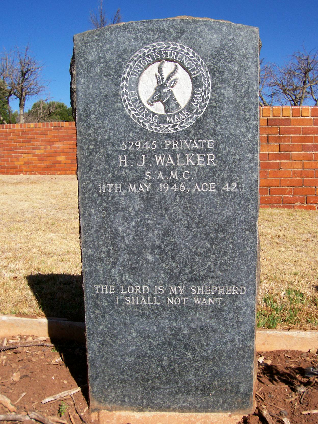 Photo from /search/photos/South Africa/Gauteng/JOHANNESBURG (WEST PARK) CEMETERY/JOHANNESBURG (WEST PARK) CEMETERY_walker_hj.jpg